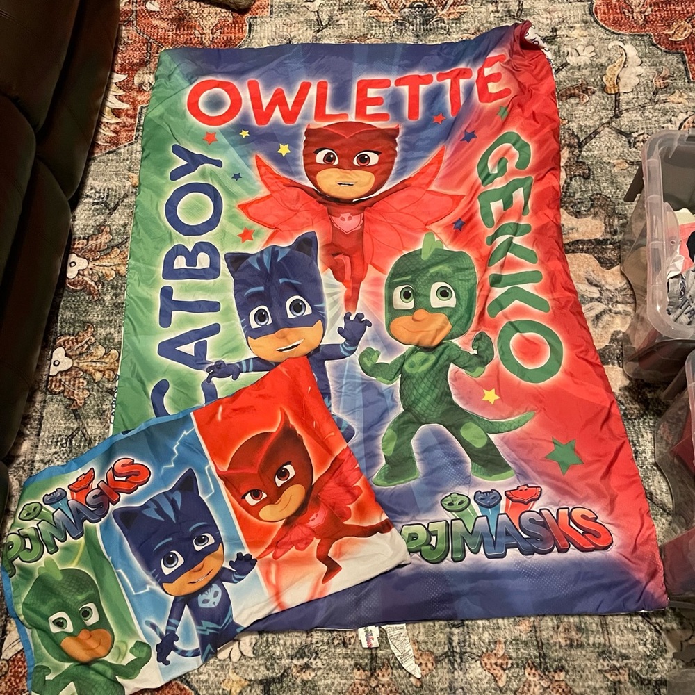 Kids toddler bed PJ Mask reversible blanket and pillowcase